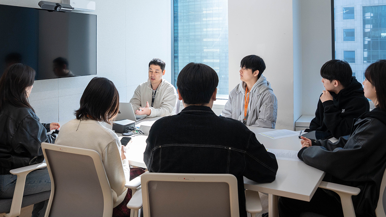 TTL 커미티 연말 이벤트 진행